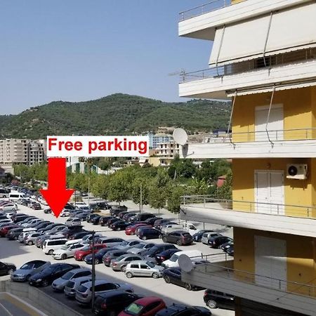Deluxe Apartment Vlorë Exteriör bild