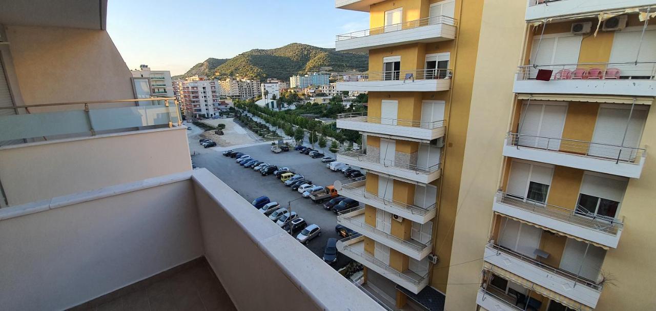 Deluxe Apartment Vlorë Exteriör bild