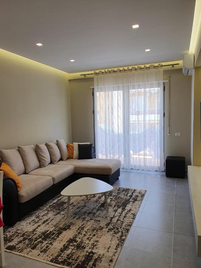 Deluxe Apartment Vlorë Exteriör bild