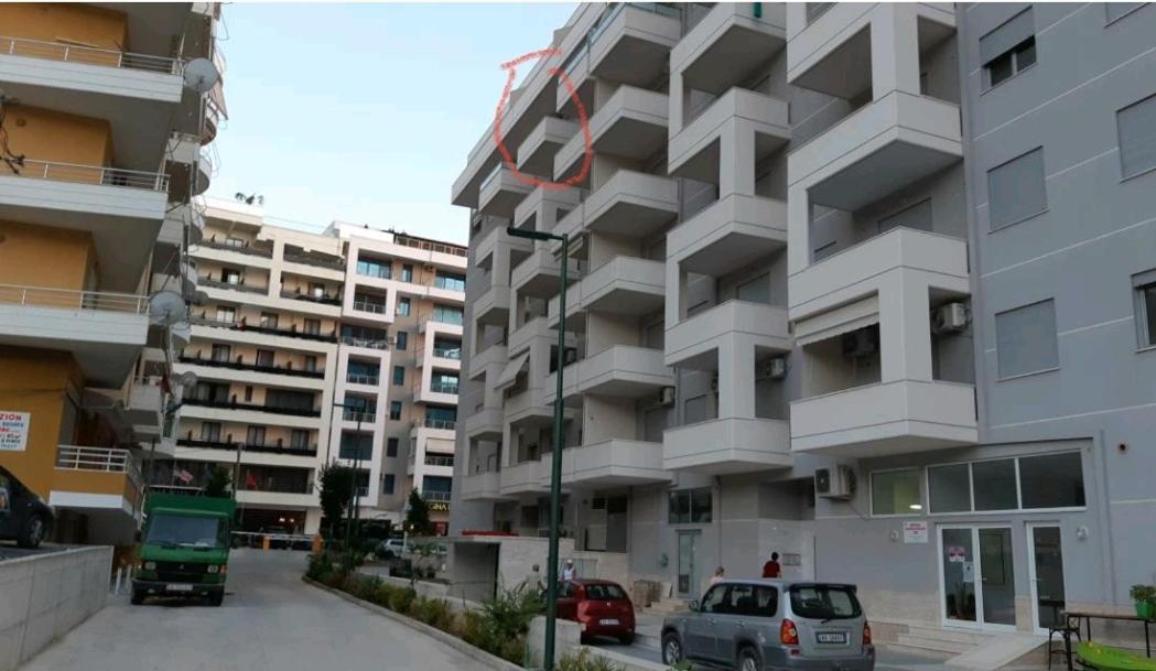 Deluxe Apartment Vlorë Exteriör bild